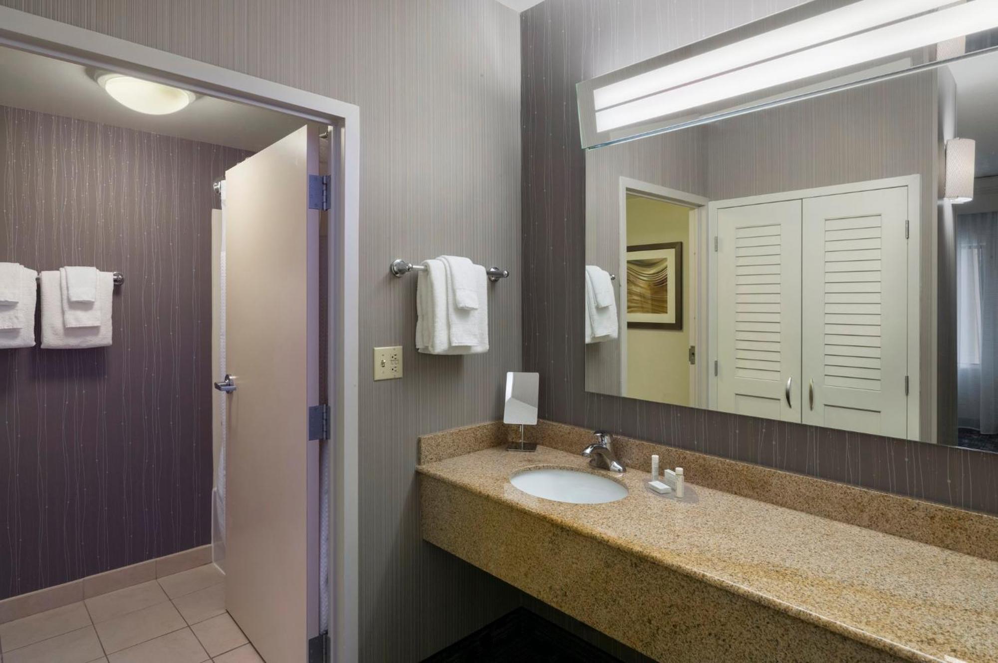 Courtyard By Marriott Scranton Montage Mountain